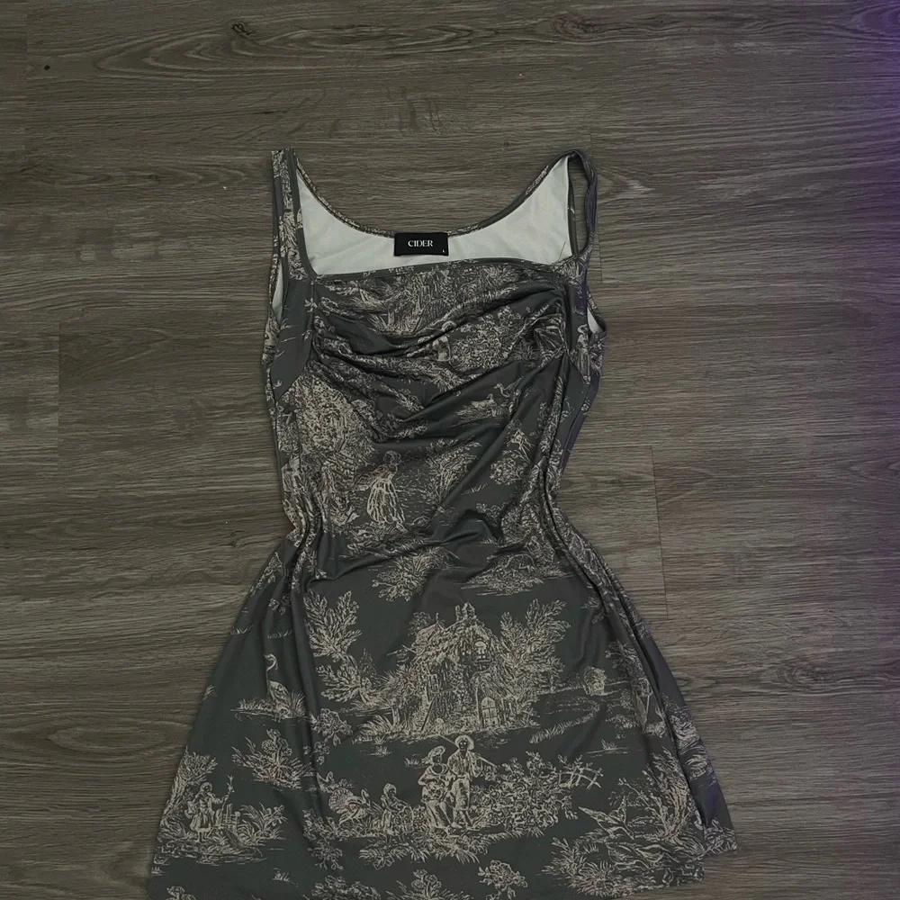 cider green floral dress special occasion dresses Knit Fabric Boat Neck Floral Ruched Backless Metal Detail Lettuce Trim Mini Dress For Daily Casual